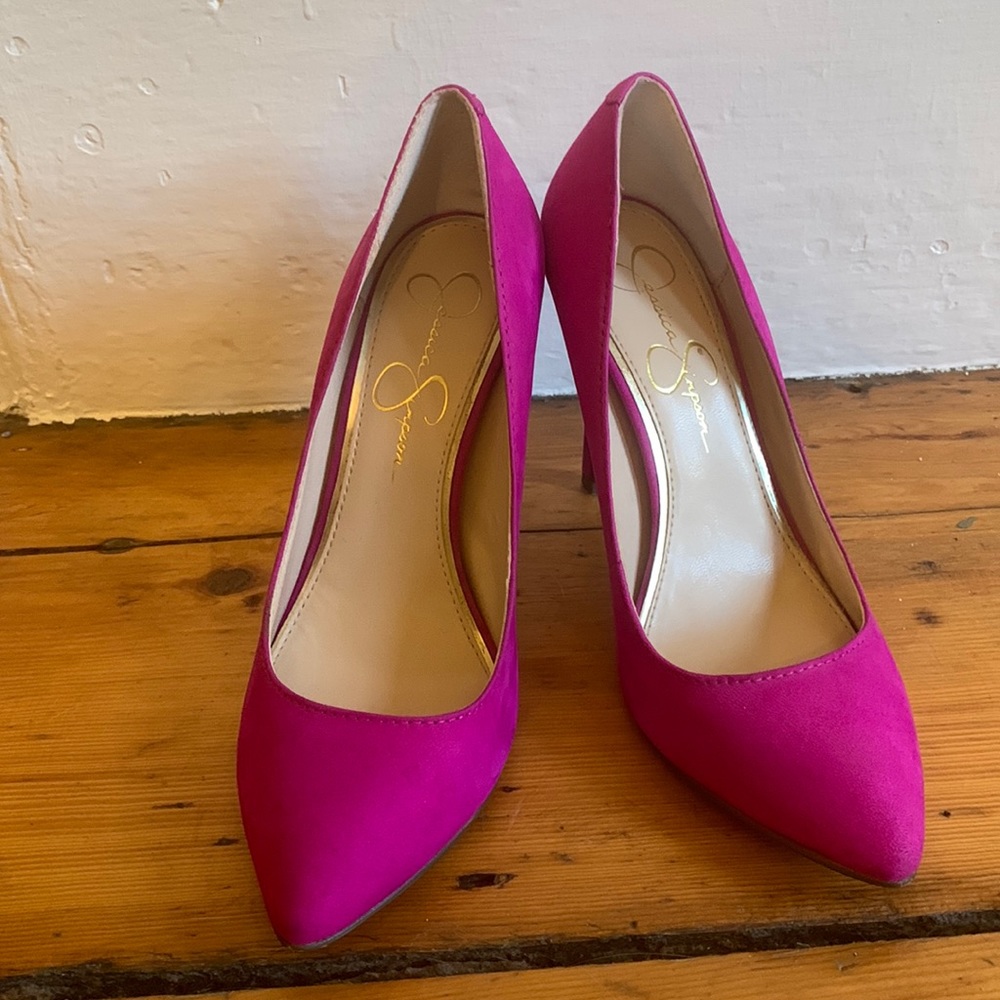 Jessica Simpson magenta pumps. Ridiculously gorgeous